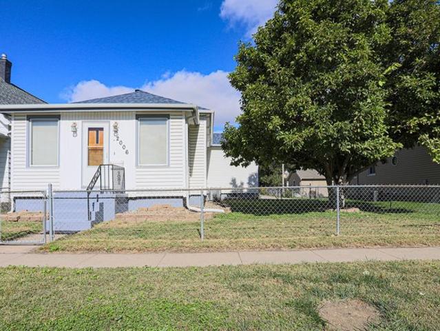House for sale in Council Bluffs, Iowa