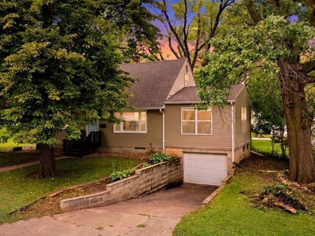 House for sale in Cedar Falls, Iowa