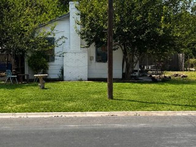 House for sale in Medina, Texas
