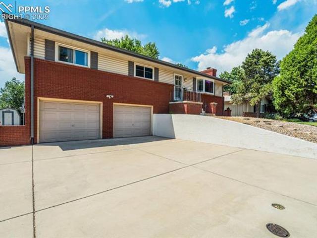 House for sale in Colorado Springs