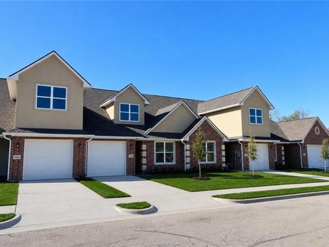 Townhouse for sale in Bryan, Texas