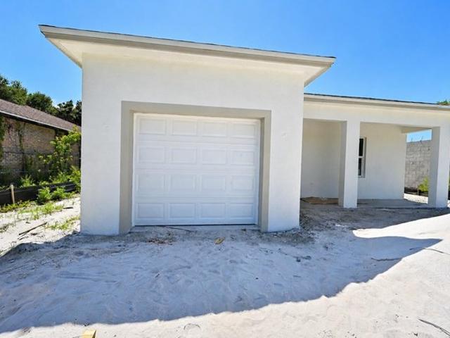 House for sale in Fort Pierce, Florida