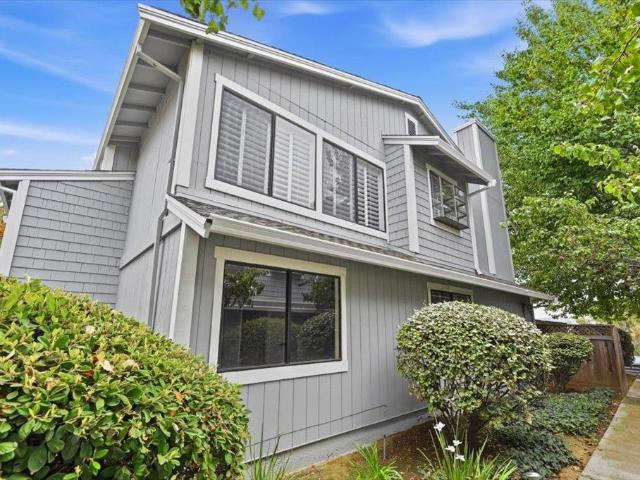Townhouse for sale in The Terrace, Benicia