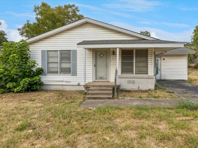 House for sale in Haltom City, Texas