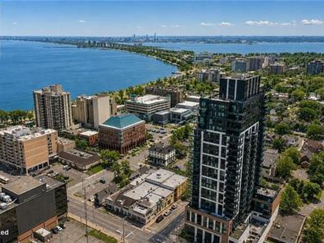 Condo for sale in Burlington, Ontario