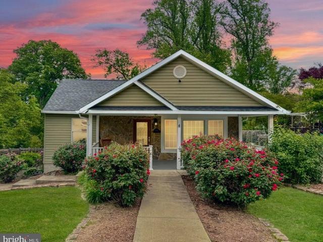 House for sale in Falls Church, Virginia