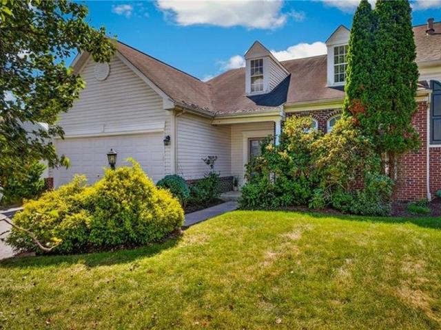 Townhouse for sale in Canonsburg, Pennsylvania