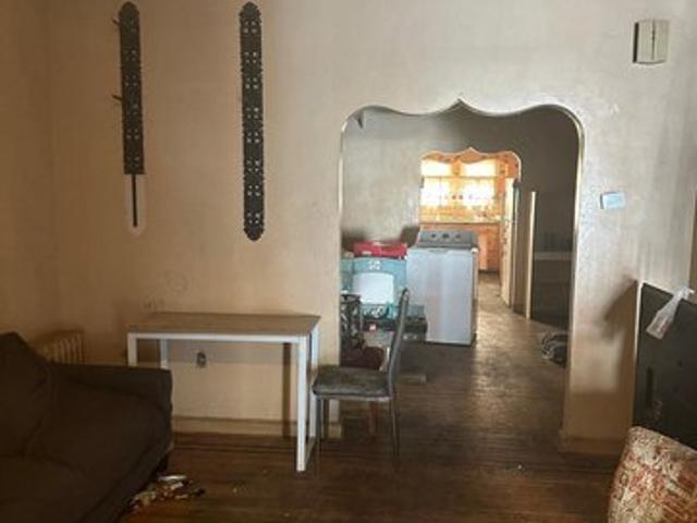 Townhouse for sale in Point Breeze, Philadelphia