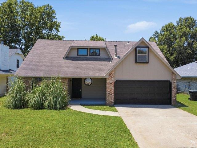 House for sale in Rogers, Oklahoma