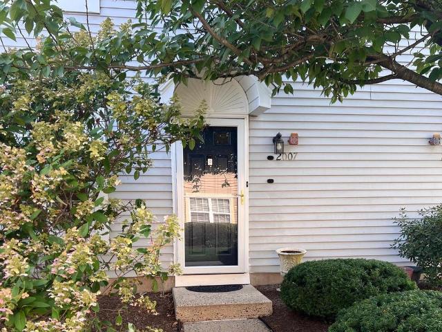 Condo for sale in Newtown