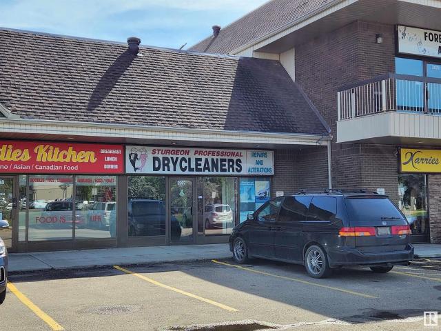 Office for rent in Saint Albert, Alberta
