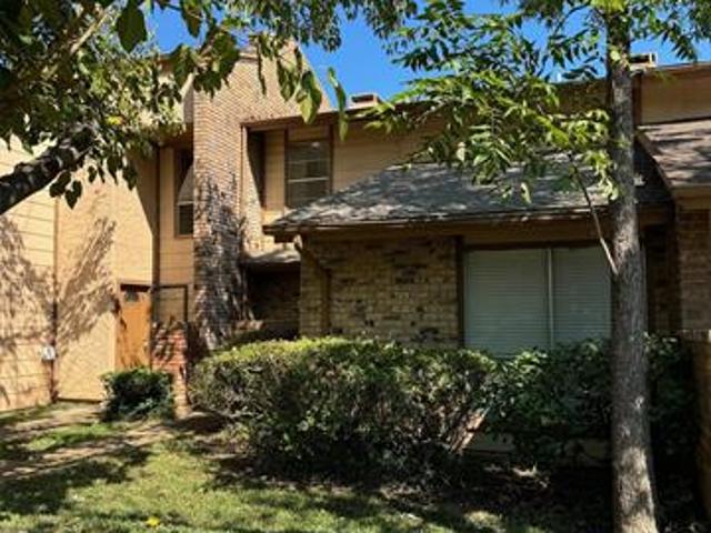 Townhouse for sale in Arlington