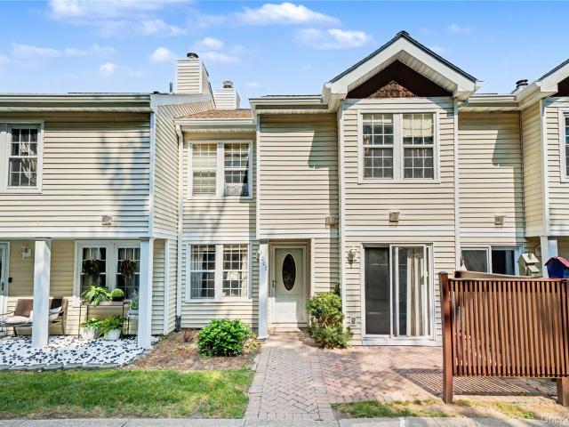 Condo for sale in Chester, New York