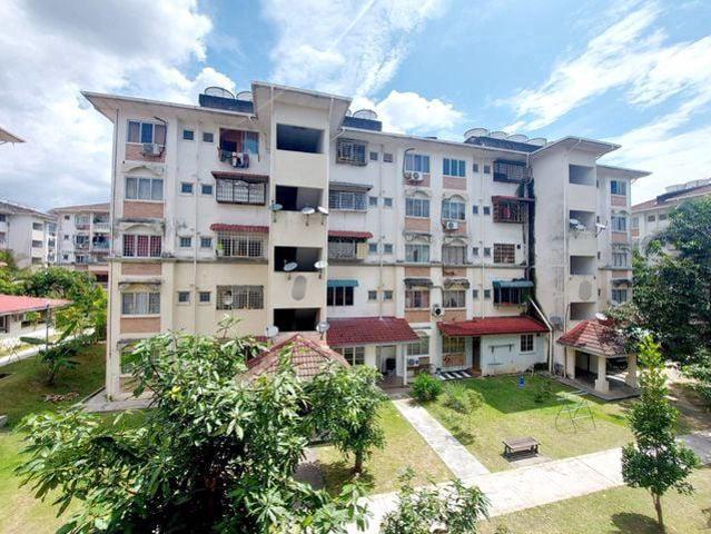 Apartment for sale in Petaling, Damansara Damai