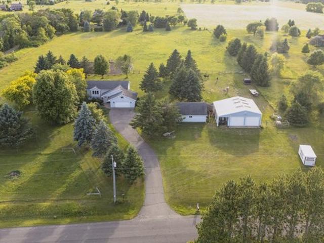 House for sale in Saint Croix, Wisconsin