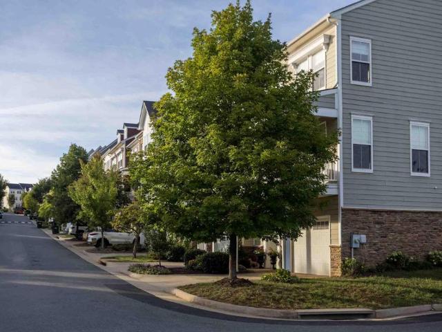 Townhouse for sale in Virginia
