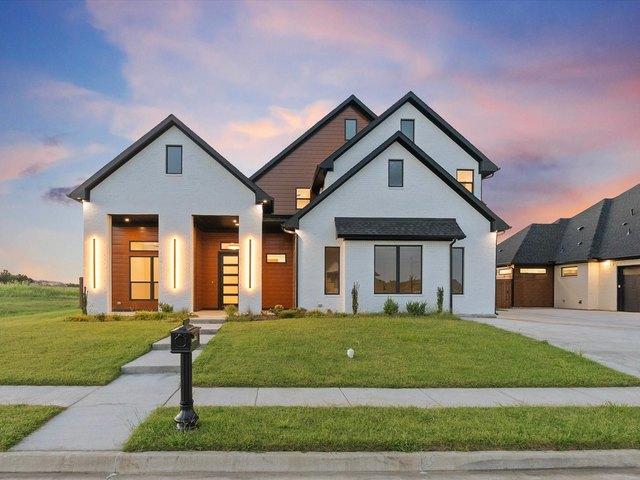 House for sale in Pottsboro, Texas