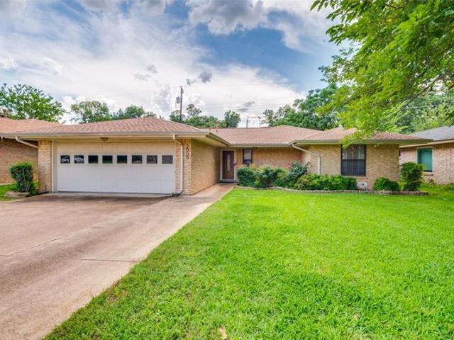 House for sale in Irving, Texas