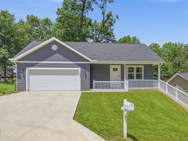 House for sale in Neosho, Missouri