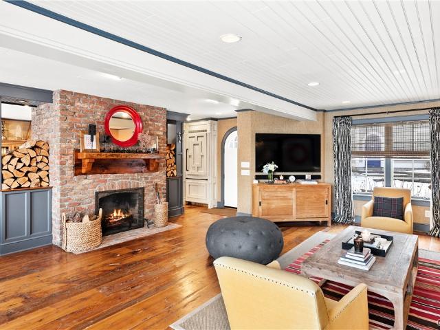 House for sale in Skaneateles, New York