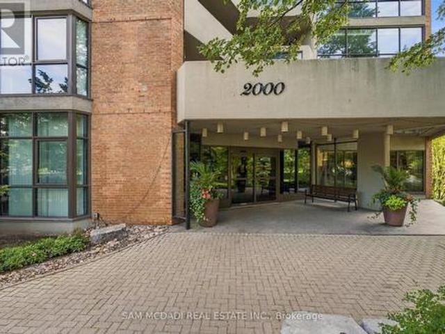 Condo for sale in Woburn, Ontario