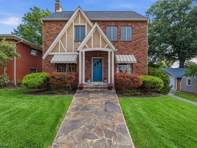 House for sale in Parkersburg, West Virginia