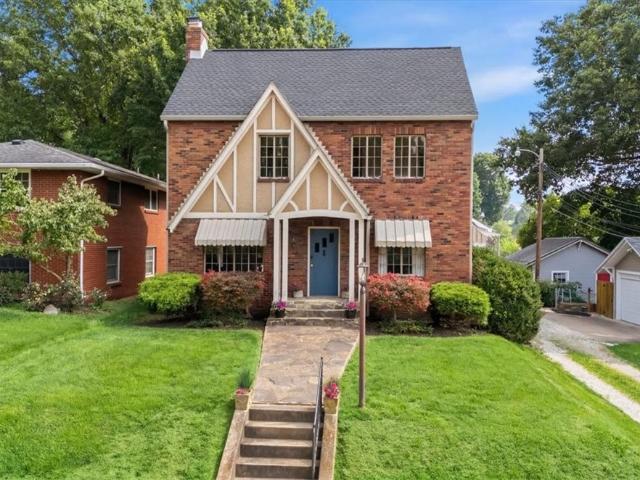 House for sale in Parkersburg, West Virginia