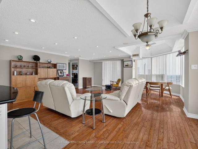 Condo for sale in Mississauga, Ontario