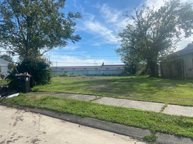 Land for sale in Chalmette, Louisiana