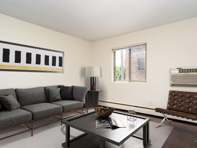 Apartment for rent in Calhoun Isles, Minneapolis