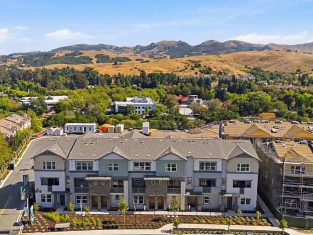 Condo for sale in San Ramon, California