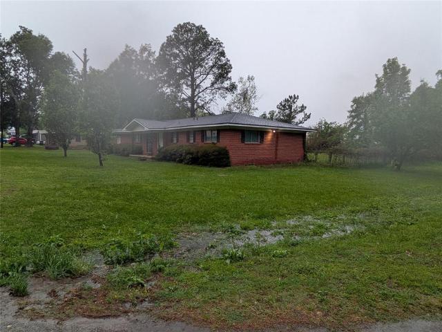 House for sale in Henderson, Texas