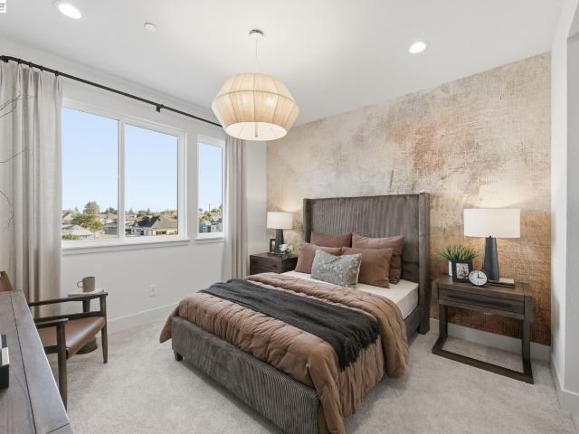 Townhouse for sale in Alameda, California