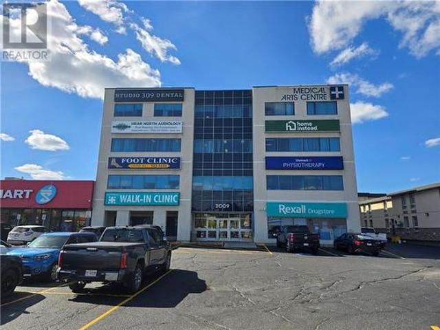 Commercial for rent in Four Corners, Greater Sudbury