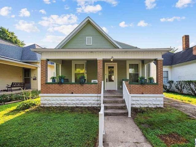 House for sale in Terre Haute, Indiana