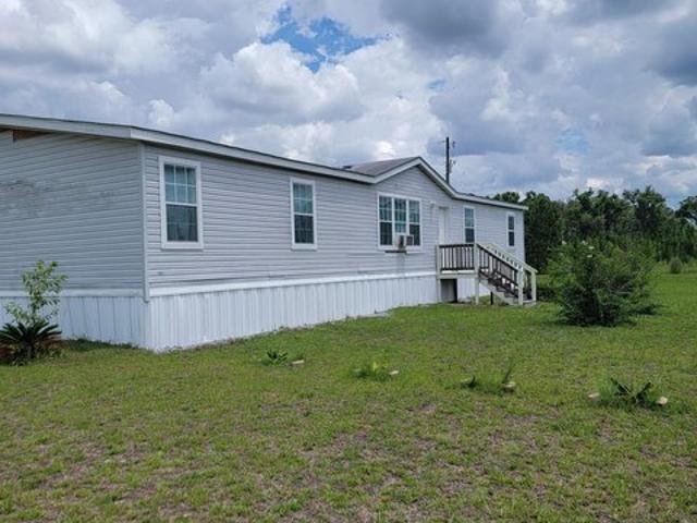 House for sale in Lee, Florida