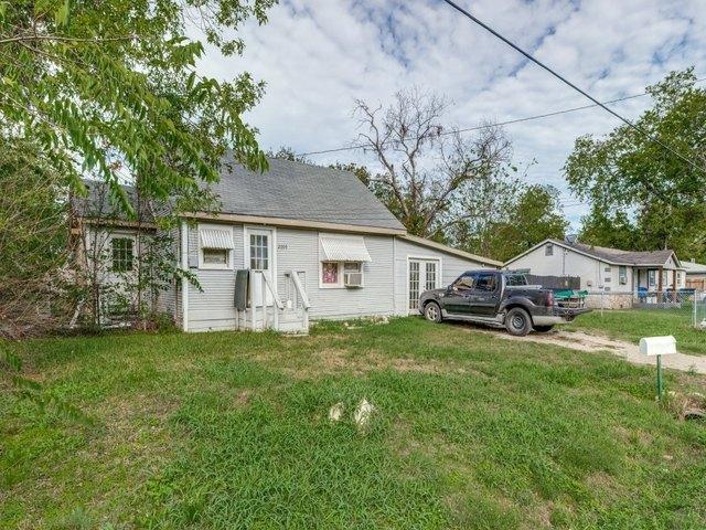 House for sale in Commerce, Hunt County