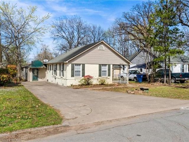 House for sale in Ark