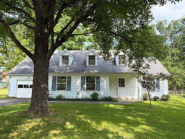 House for sale in Carbondale, Illinois