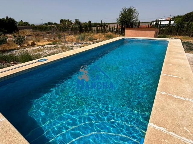 Casa en venta en La Estrella, Albacete