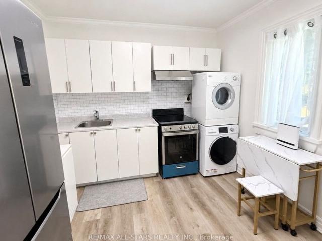 House for rent in Beaches—East York, Toronto
