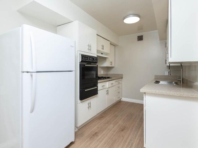 Apartment for rent in Glendale, California