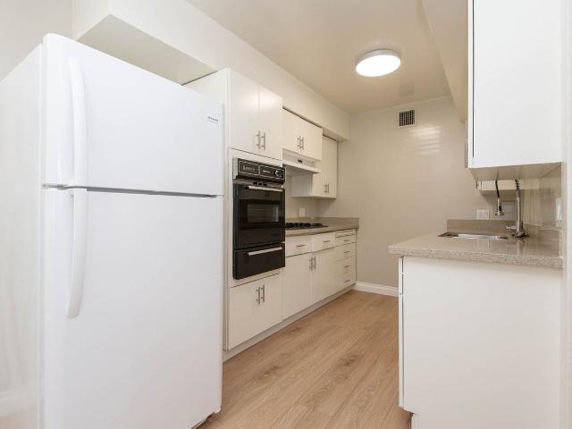 Apartment for rent in Glendale, California