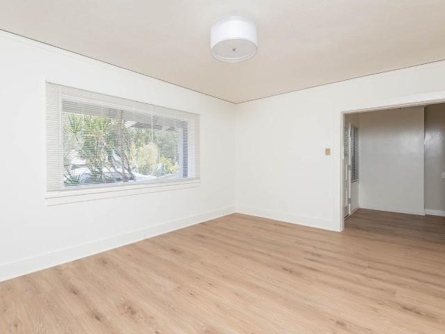 Apartment for rent in Glendale, California