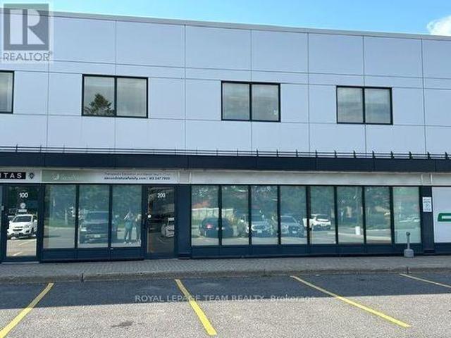 Commercial for rent in Knoxdale-Merivale, Ottawa