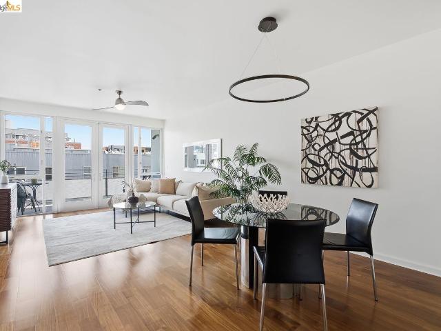 Condo for sale in Oakland, California