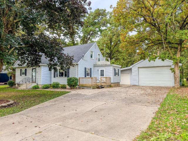 House for sale in Rose Creek, Mower County
