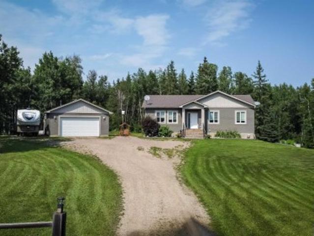 House for sale in Alberta