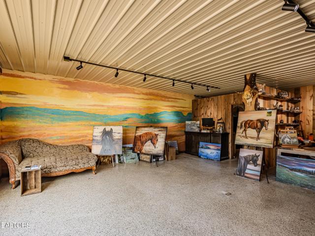 Commercial for sale in Tennessee