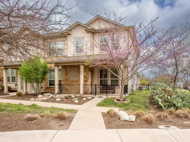 Townhouse for sale in Pflugerville, Texas